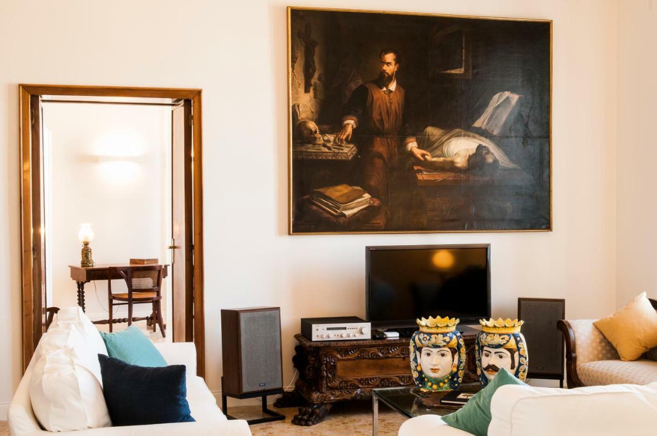 Ortigia Exclusive Apartment Syracuse ภายนอก รูปภาพ