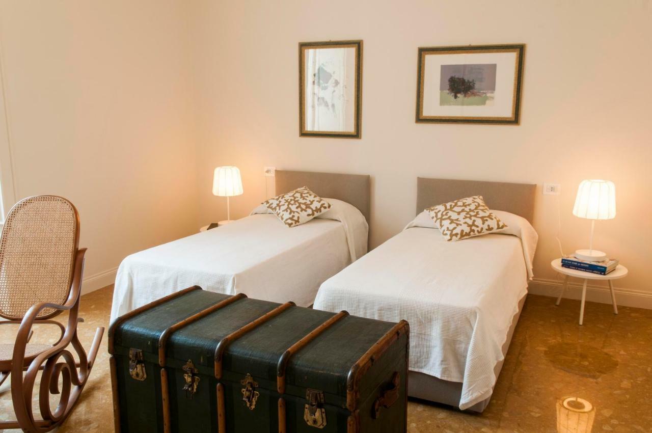 Ortigia Exclusive Apartment Syracuse ภายนอก รูปภาพ