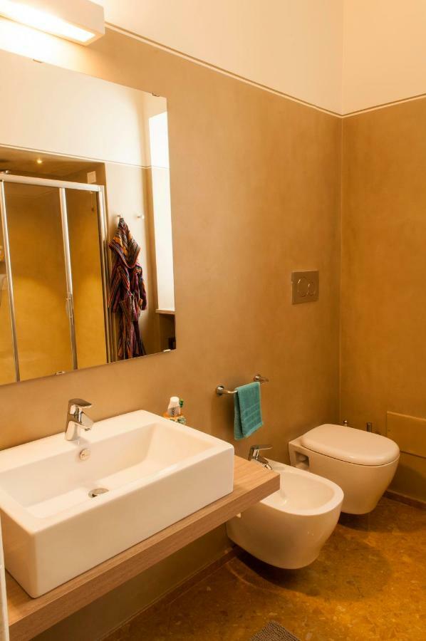 Ortigia Exclusive Apartment Syracuse ภายนอก รูปภาพ