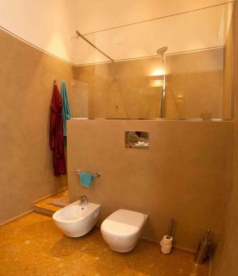 Ortigia Exclusive Apartment Syracuse ภายนอก รูปภาพ