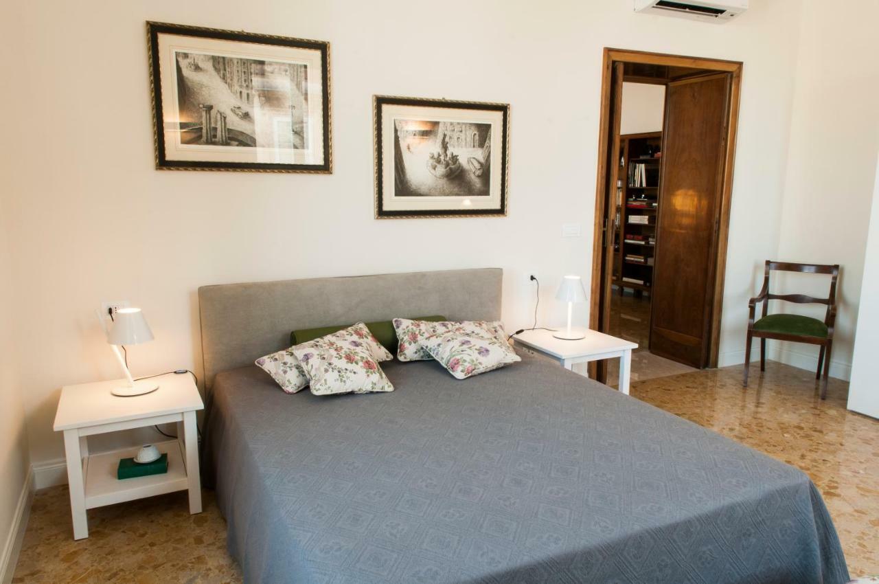 Ortigia Exclusive Apartment Syracuse ภายนอก รูปภาพ