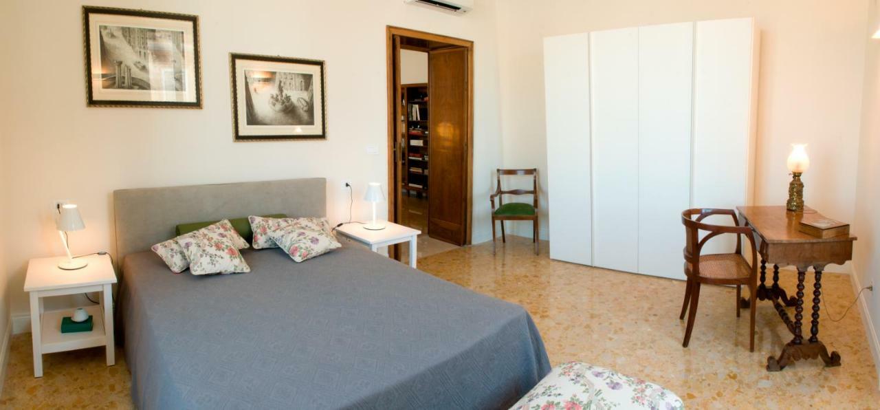 Ortigia Exclusive Apartment Syracuse ภายนอก รูปภาพ
